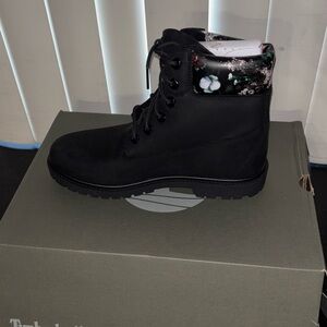 Timberland Women's Black Boots with Floral Accent